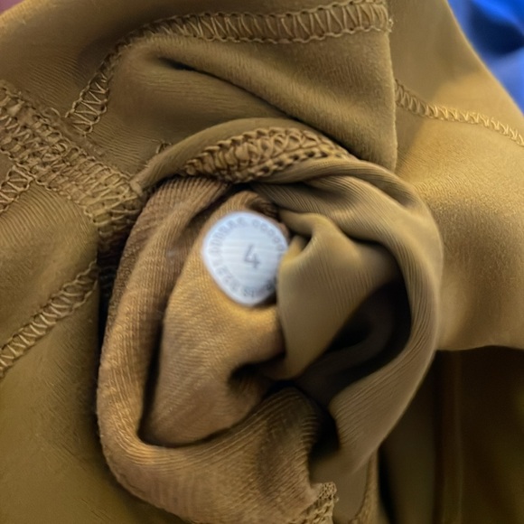 Lululemon Wunder Train High Rise Short 8"
Gold Spice - Picture 6 of 6